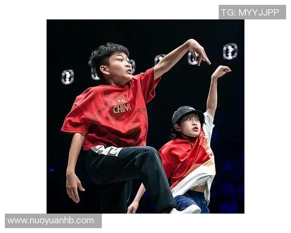 重庆街舞队以80分领跑全国街舞大赛积分榜展现实力与风采